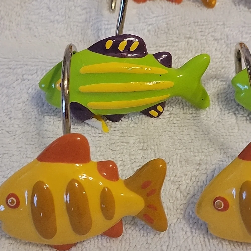 Colorful Fish Shower Hooks - Green & Yellow (Unbranded)